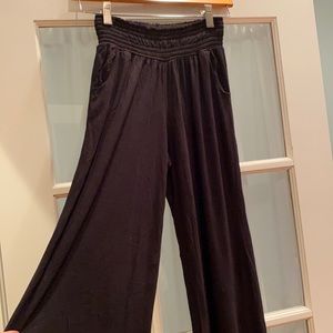 Flowy wide leg pants